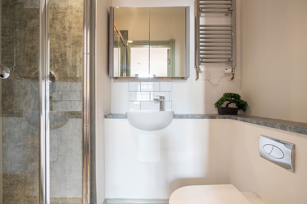 Flat 4, 76 Mount Pleasant