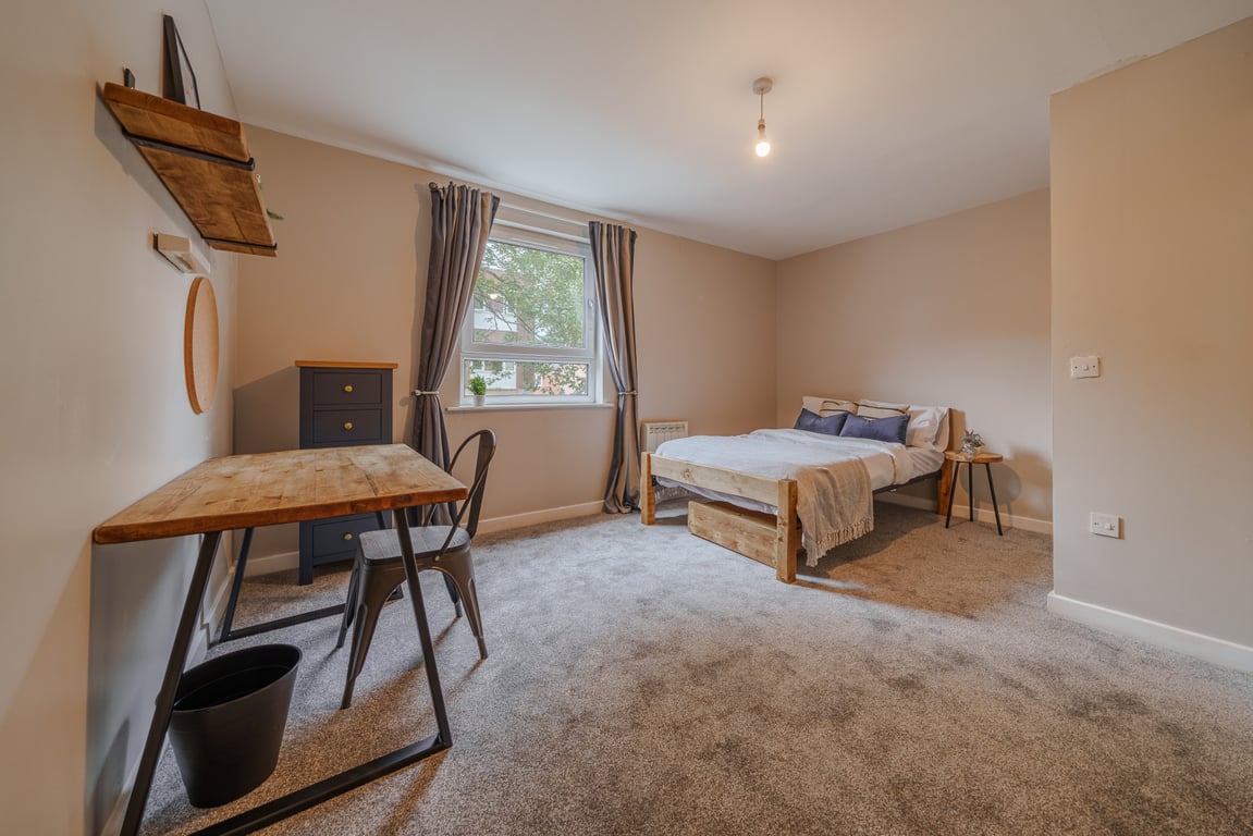 Flat 52, Mayfair Court