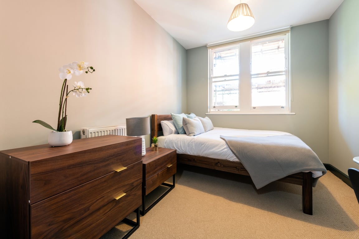 Flat F Bishop Blackall School