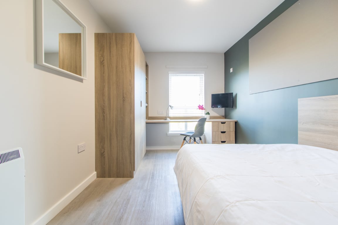 Flat 12, 6 Morrison Circus