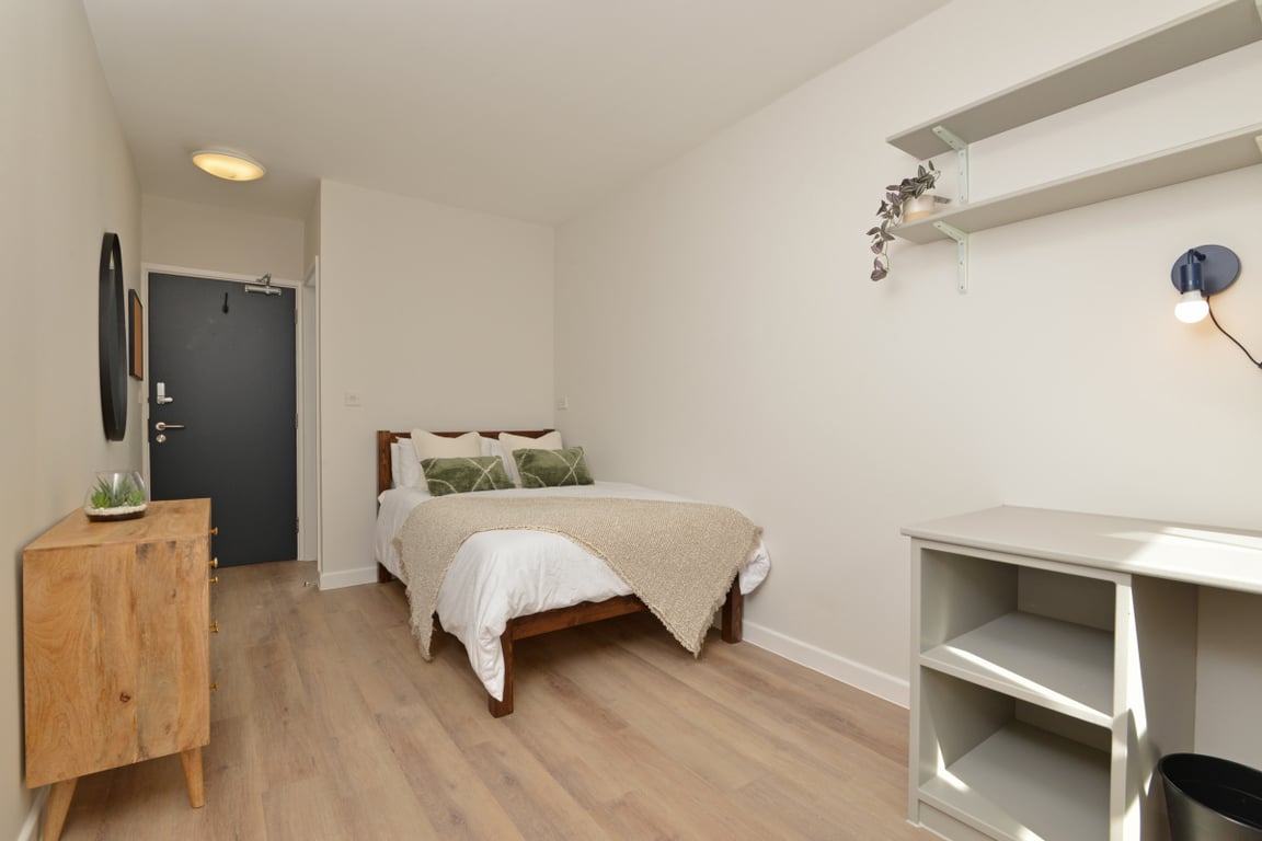 Flat 4, Isca Lofts