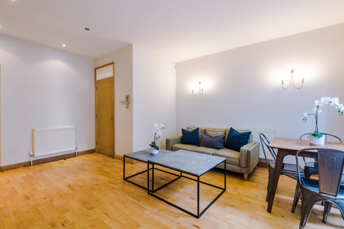 Flat 1, 2 Osborne Avenue