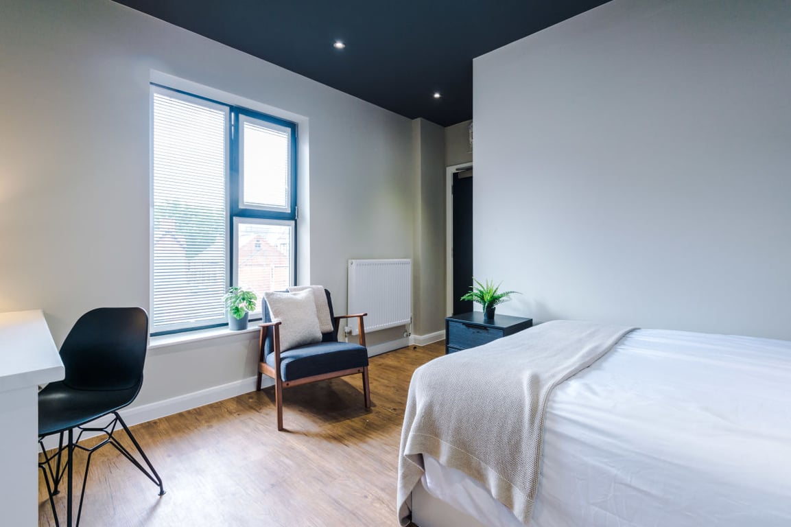 Flat 13, 160 Upper New Walk
