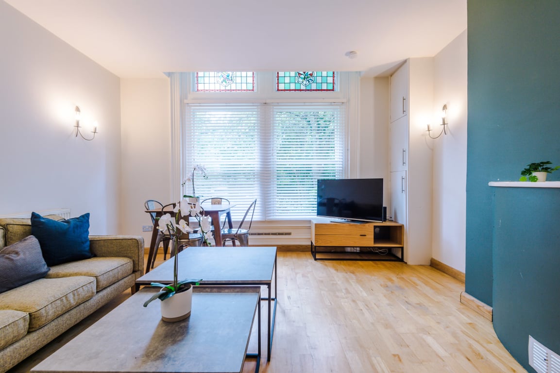 Flat 1, 2 Osborne Avenue