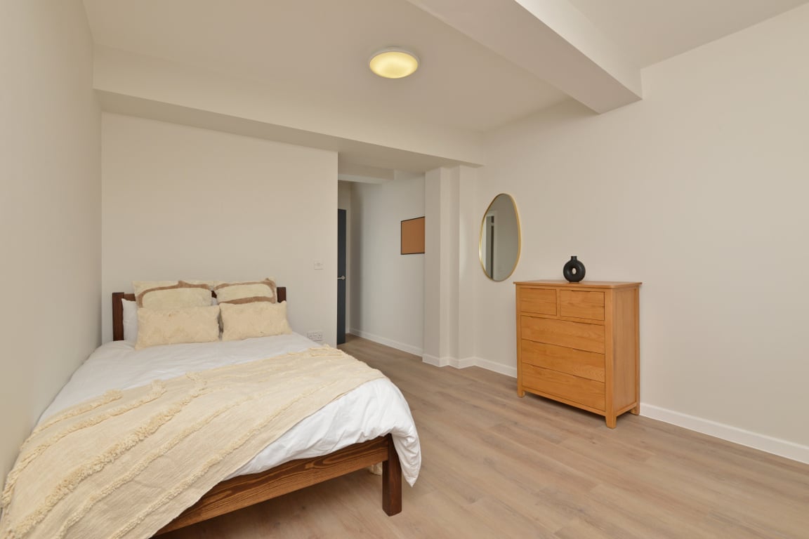 Flat 7, Isca Lofts