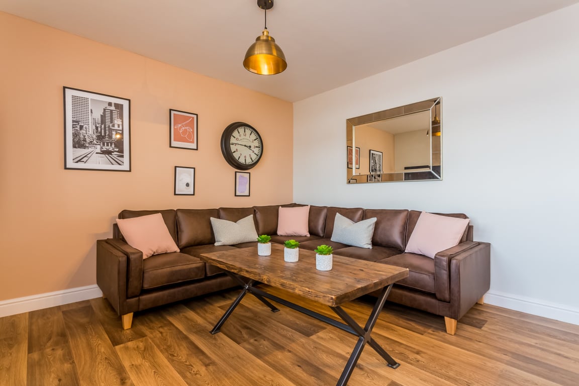 Flat 3, 1 St Hilds Lane
