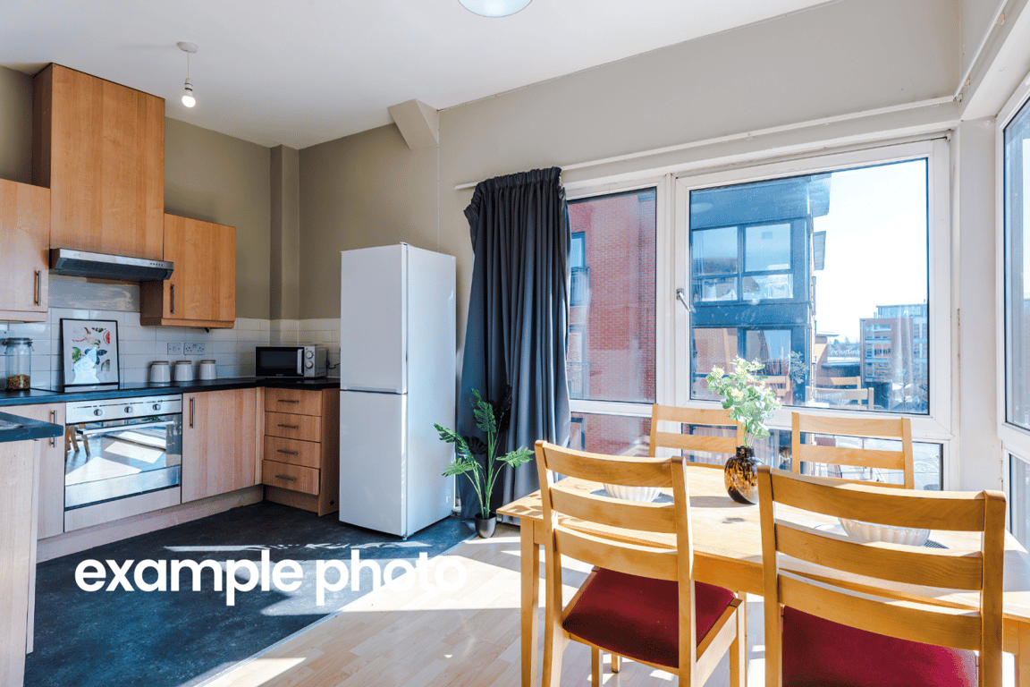 Flat 17, Mayfair Court