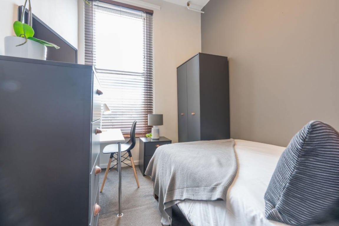 Flat 4 Kielder House, 55-59 Osborne Road