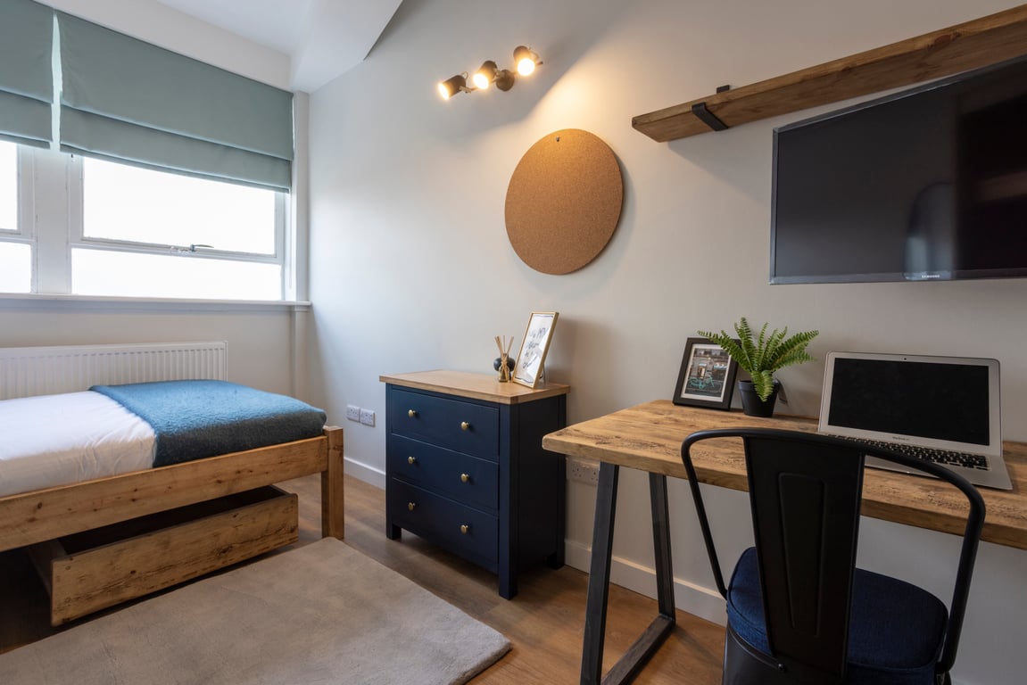 Flat 11, TW1X