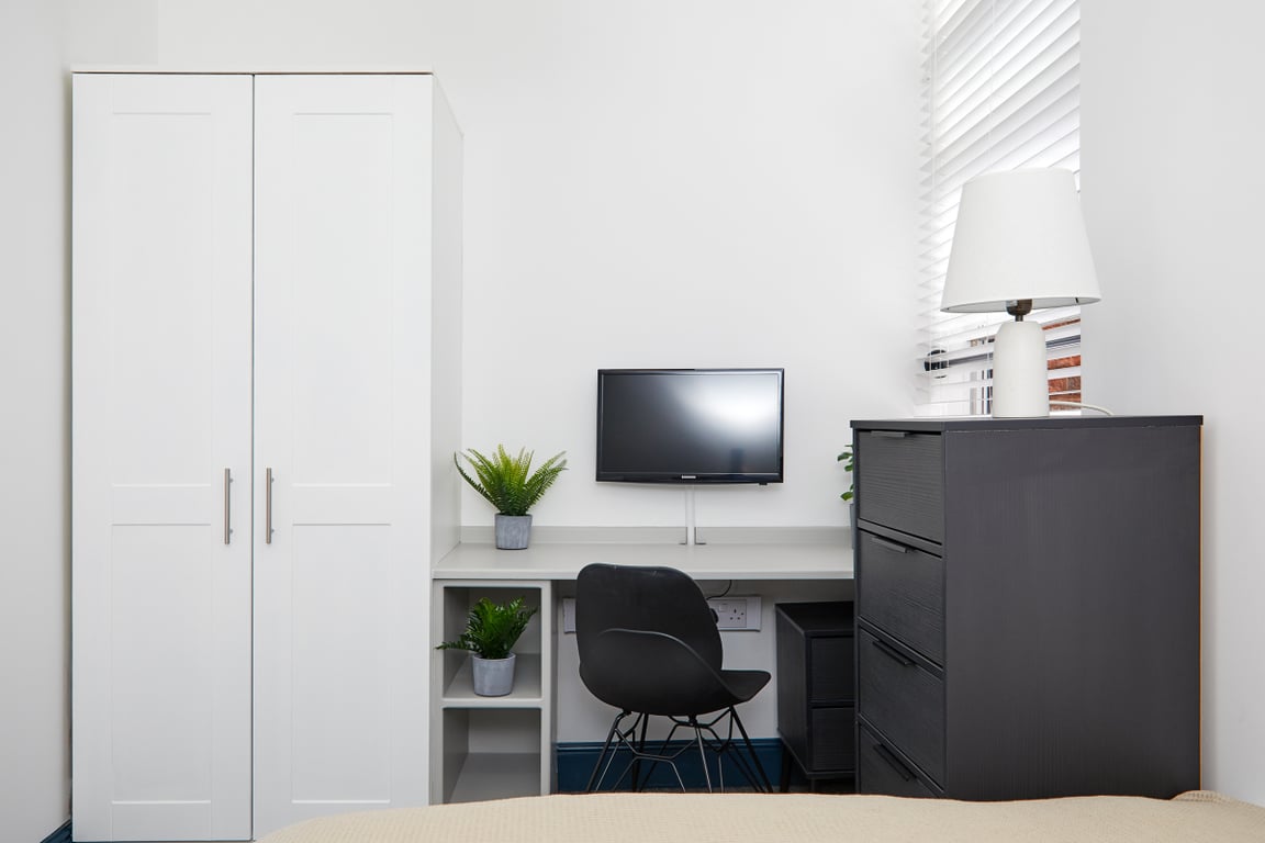 Flat 14, Shoe & Boot Factory