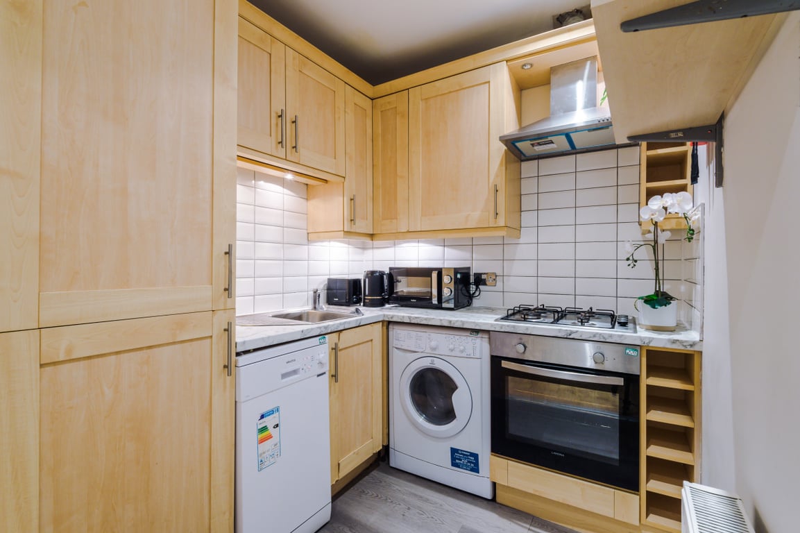 Flat 1, 2 Osborne Avenue