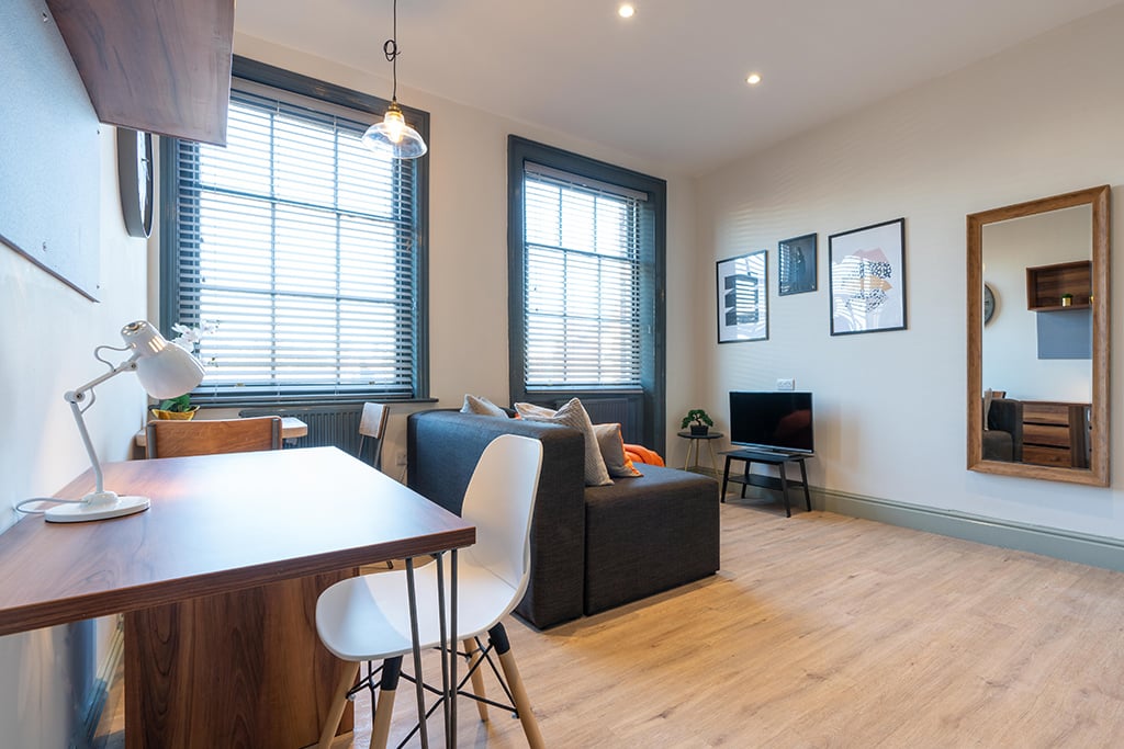 Flat 8, 76 Mount Pleasant