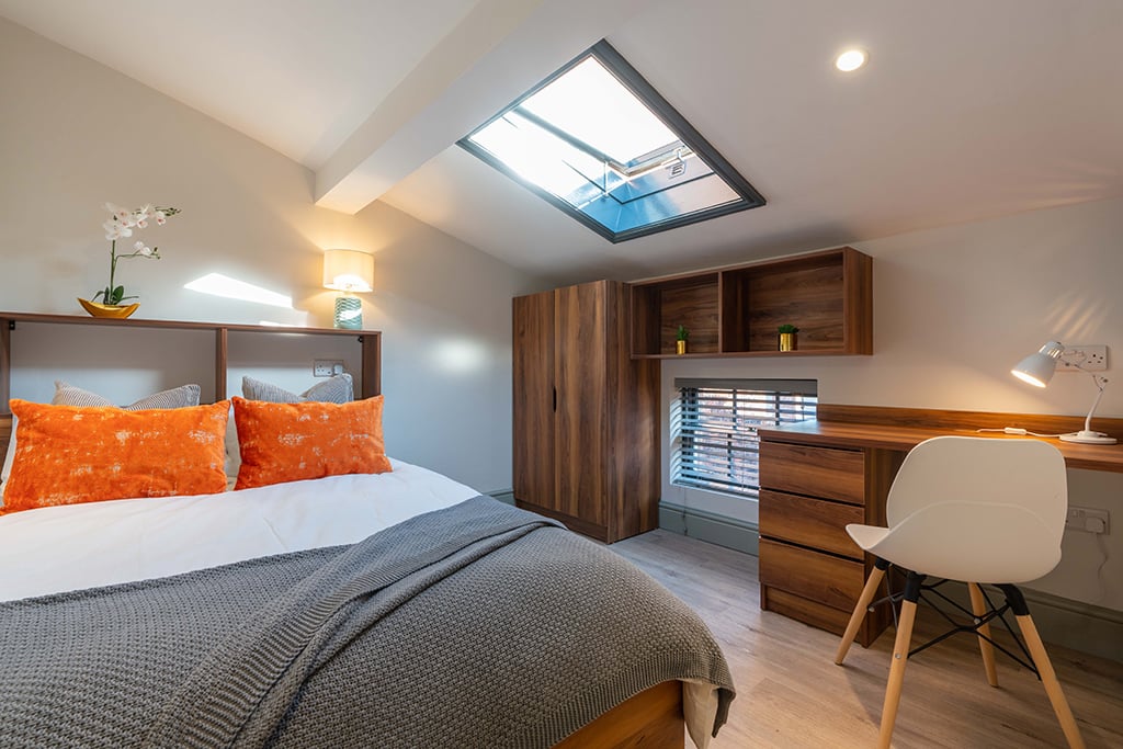 Flat 7, 76 Mount Pleasant
