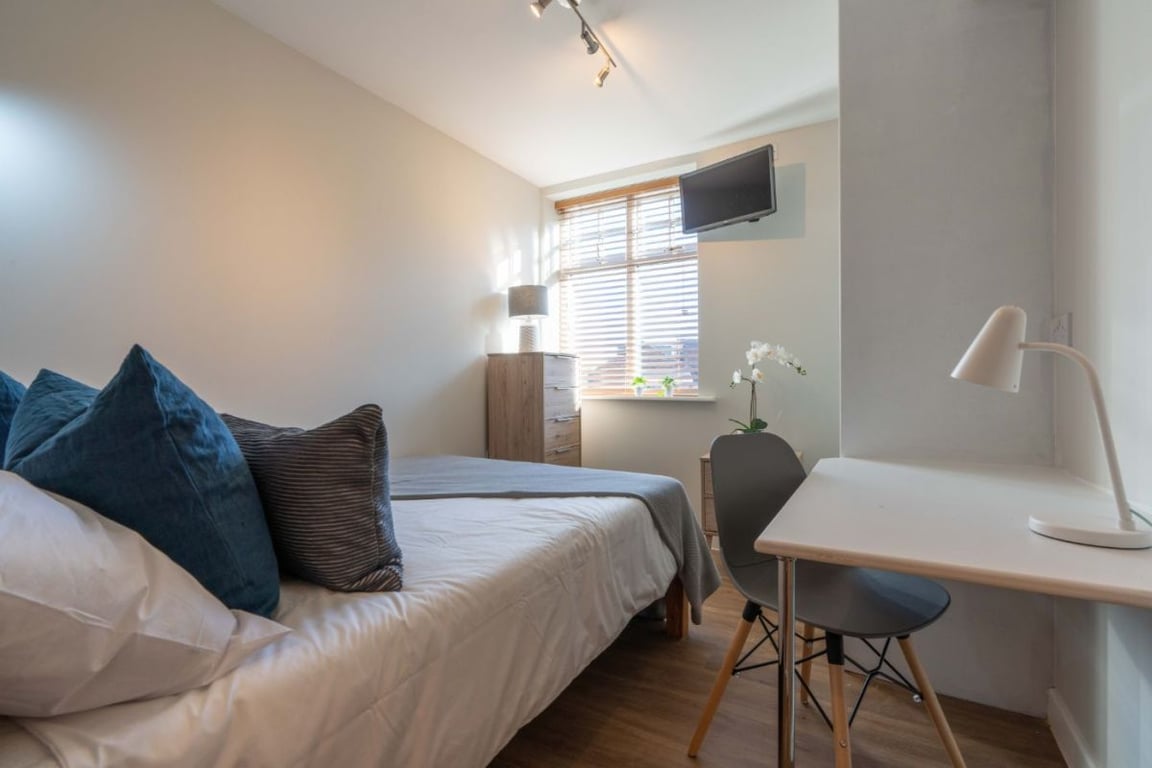 Flat 14 Shiners Yard, 123 Jesmond Road
