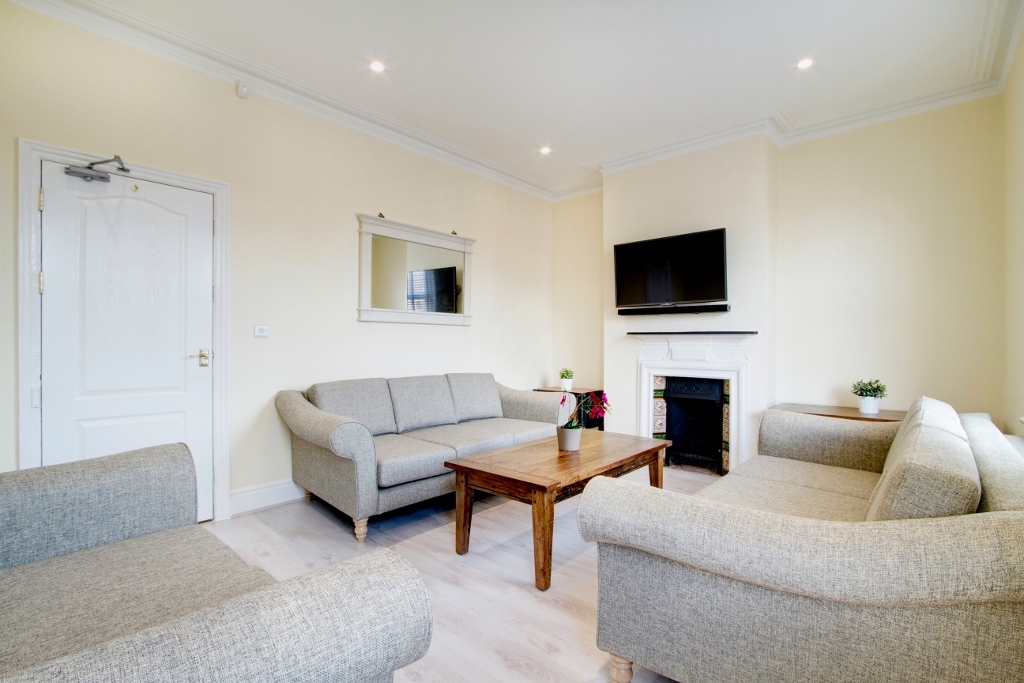 74 Derby Road