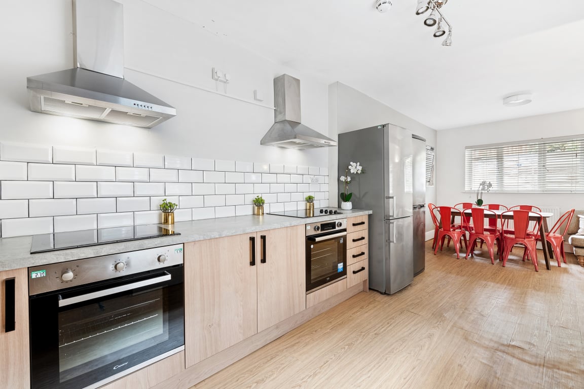 40 Derby Grove