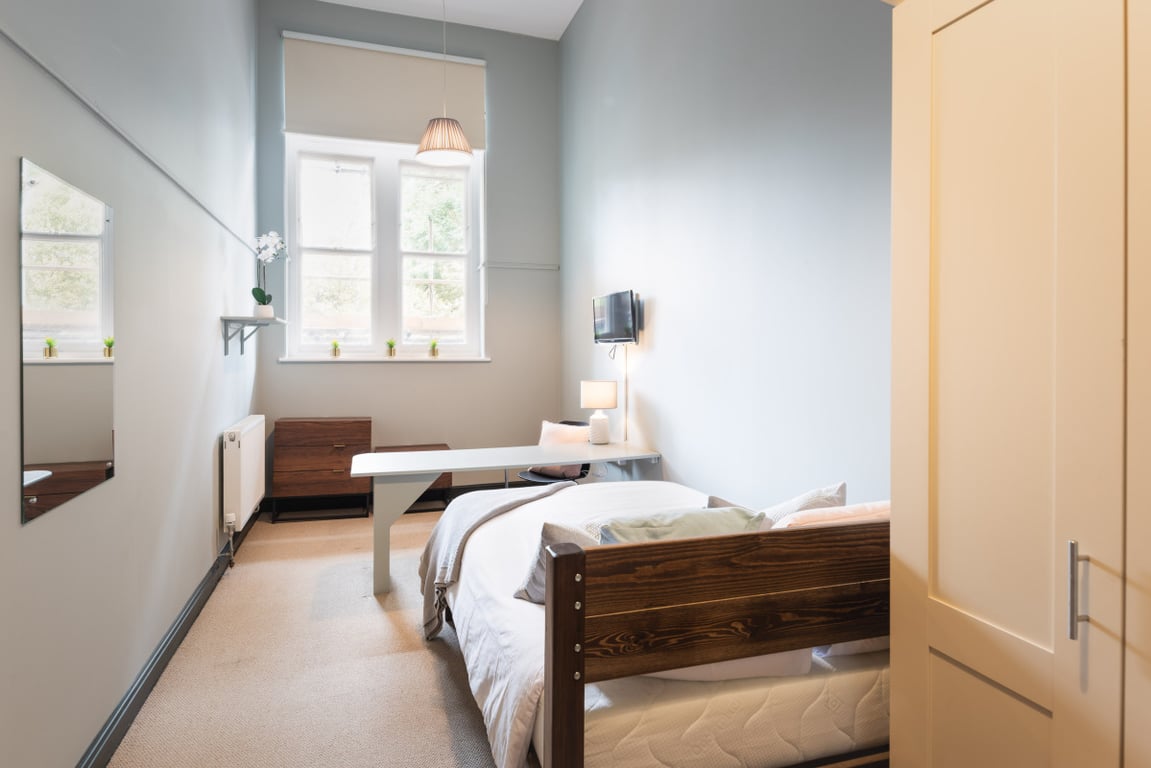 Flat B Bishop Blackall School