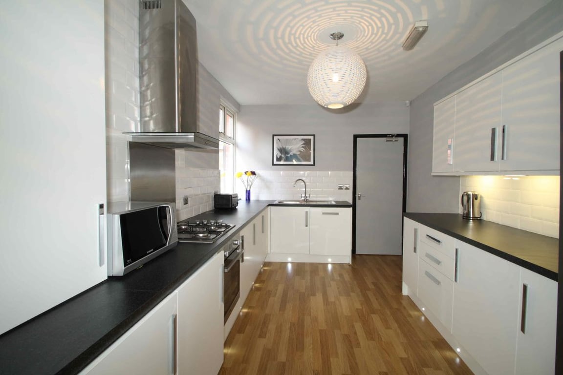 40 Cawdor Road