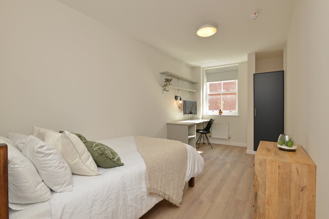 Flat 4, Isca Lofts