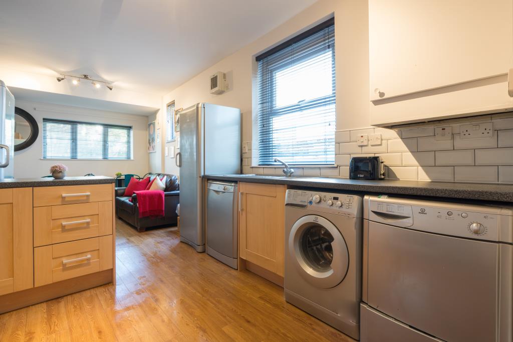 15 Keppoch Street