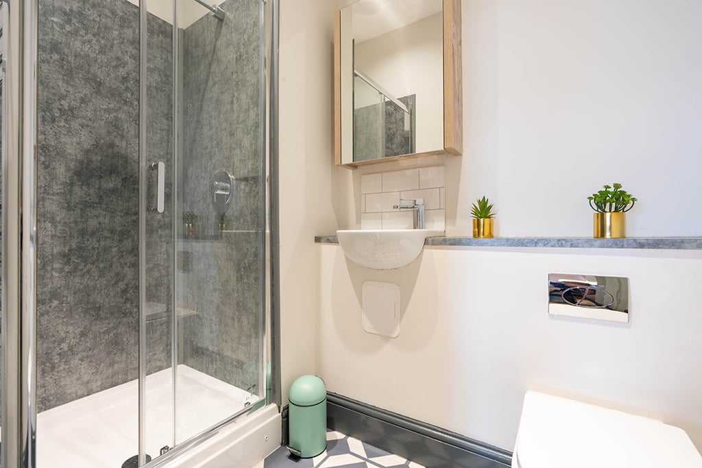Flat 9, 76 Mount Pleasant