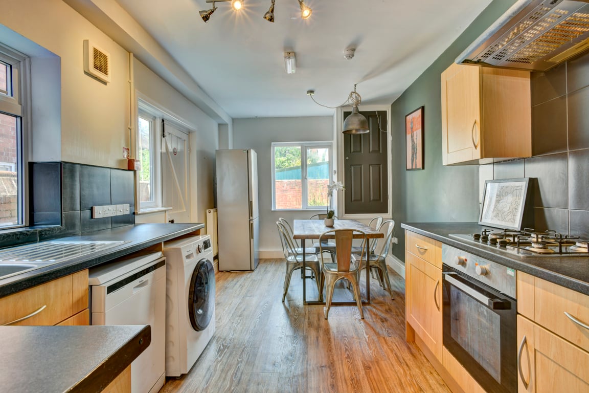 8 Wrentham Estate, Old Tiverton Road