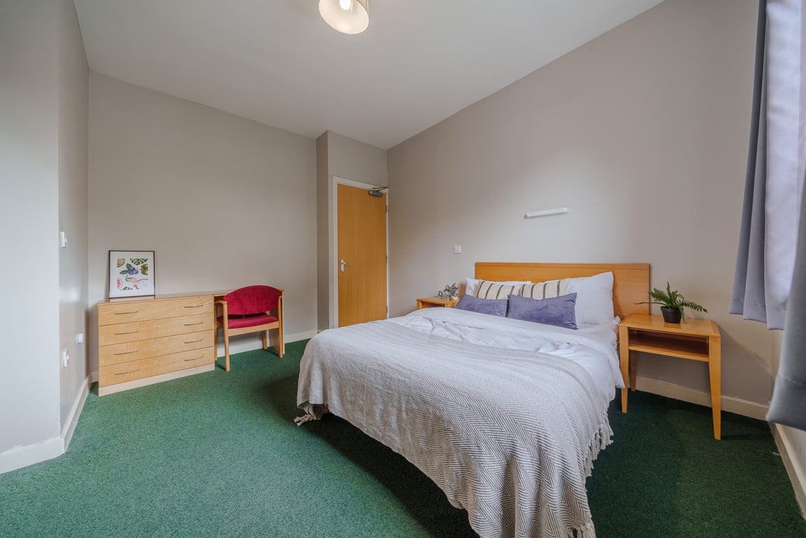 Flat 72, Mayfair Court