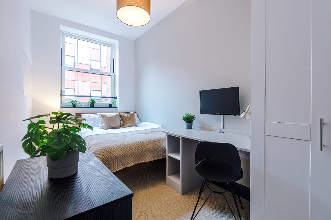 Flat 12, Shoe & Boot Factory