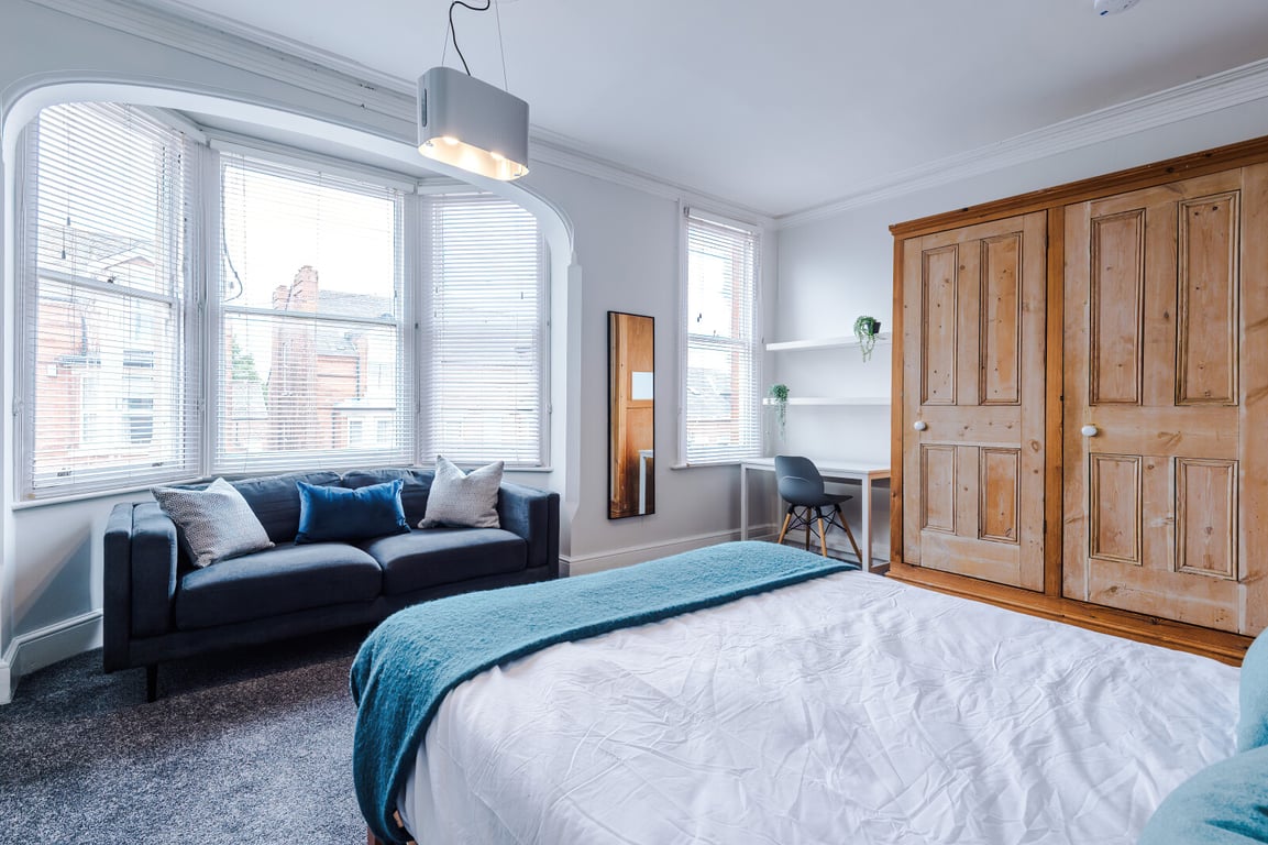 4 Seely Road