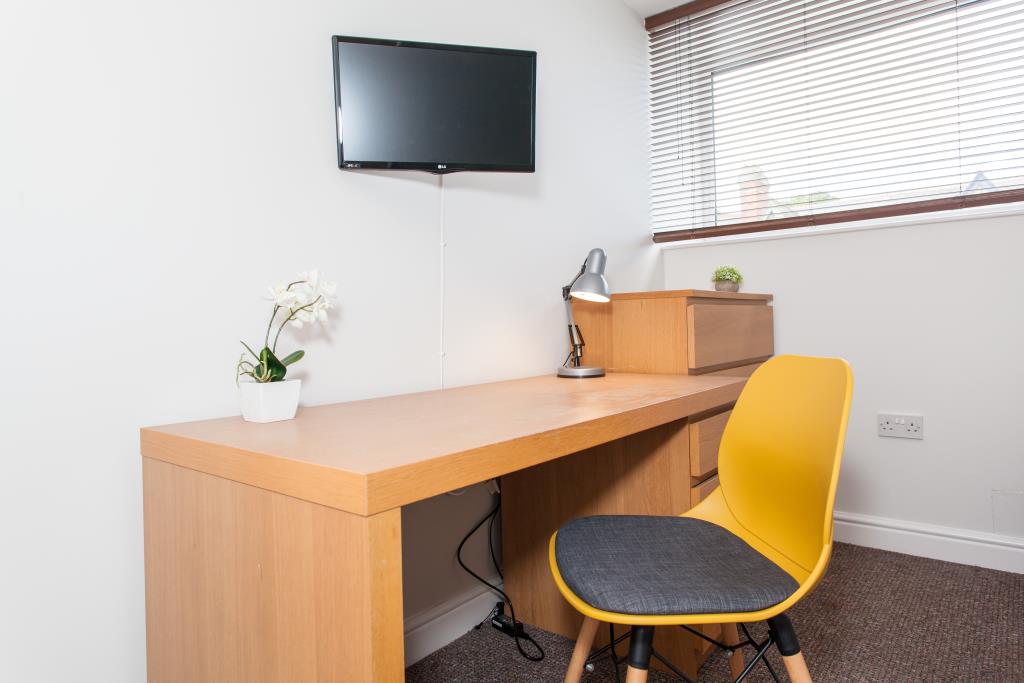 Flat 3, 28 Glynrhondda Street