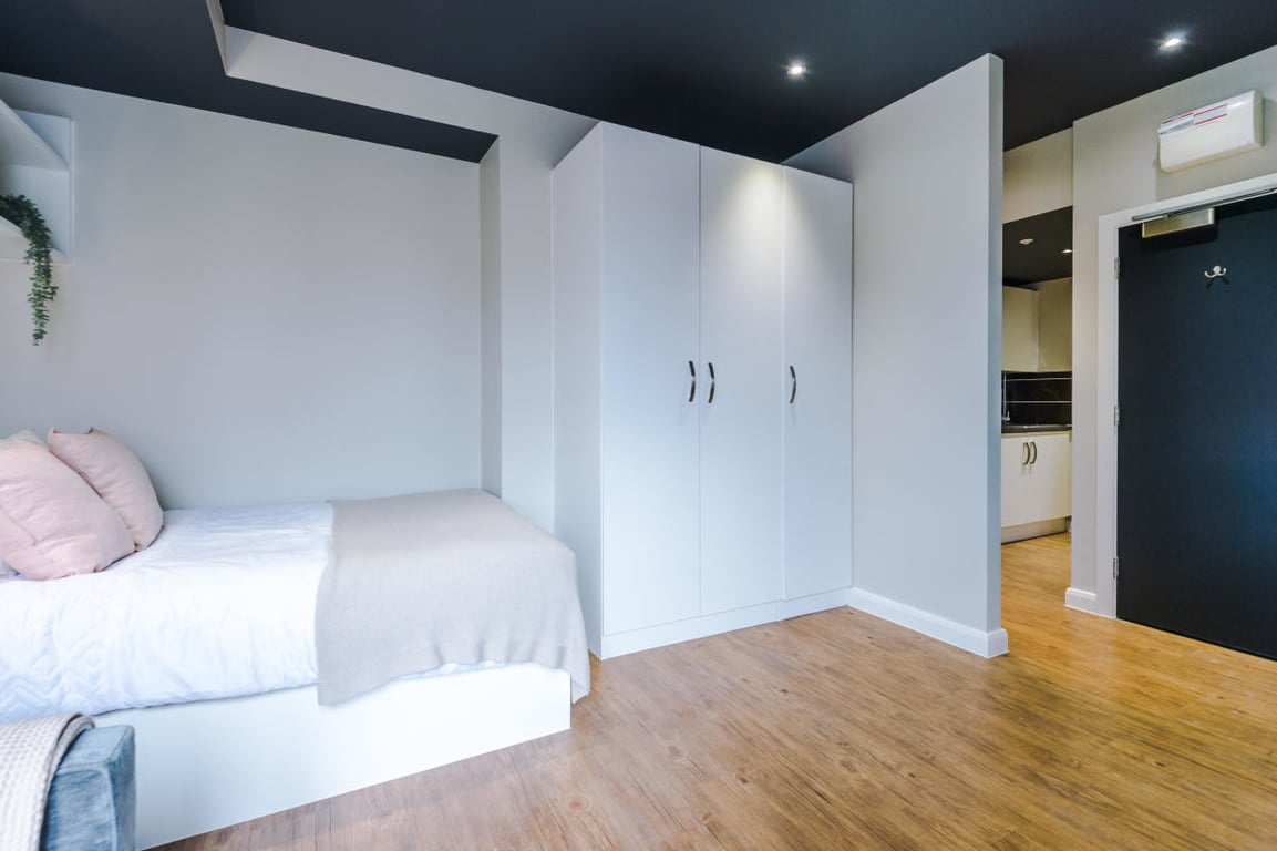 Flat 12, 160 Upper New Walk