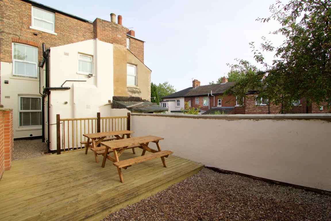 5 Newstead Grove