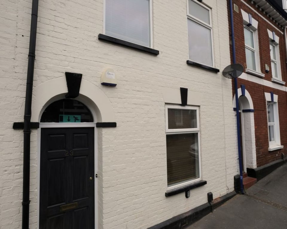 23 Victoria Street