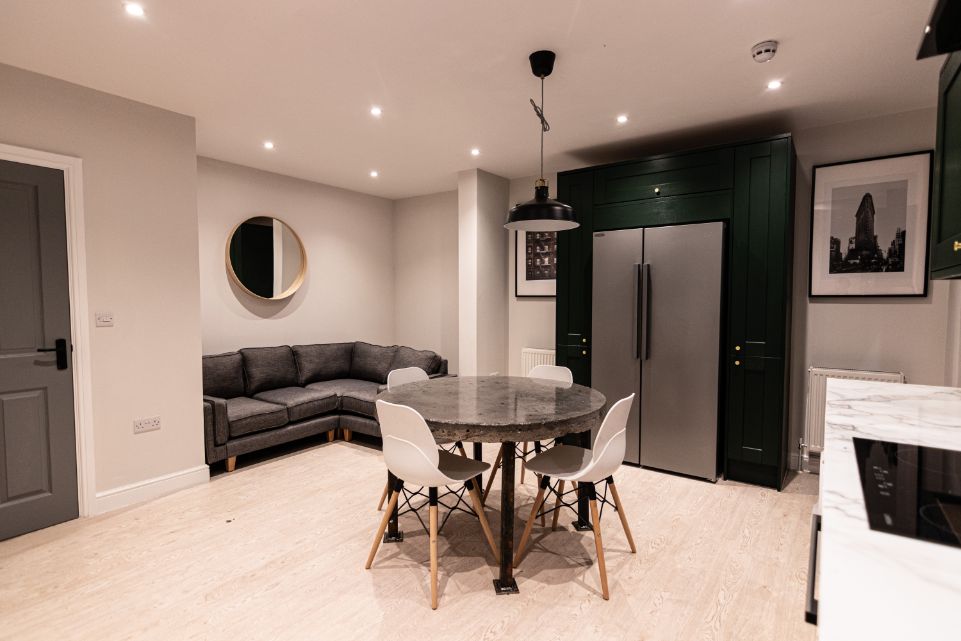 Flat 1, 27 Hawarden Avenue