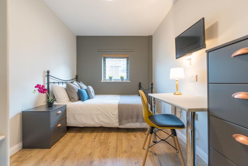 Flat 2, Byron Lofts