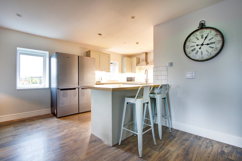 Flat H, Park View