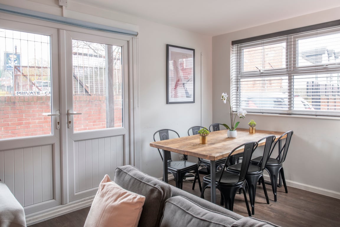 Flat 1, 28 Church Street
