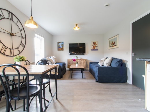 Flat 7, 7 Morrison Circus