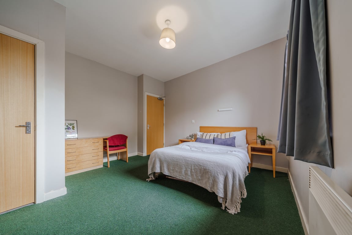 Flat 72, Mayfair Court