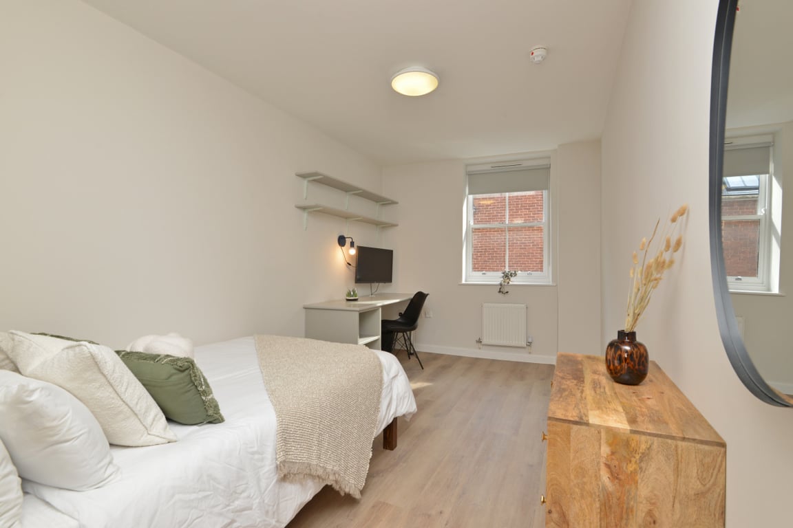 Flat 4, Isca Lofts