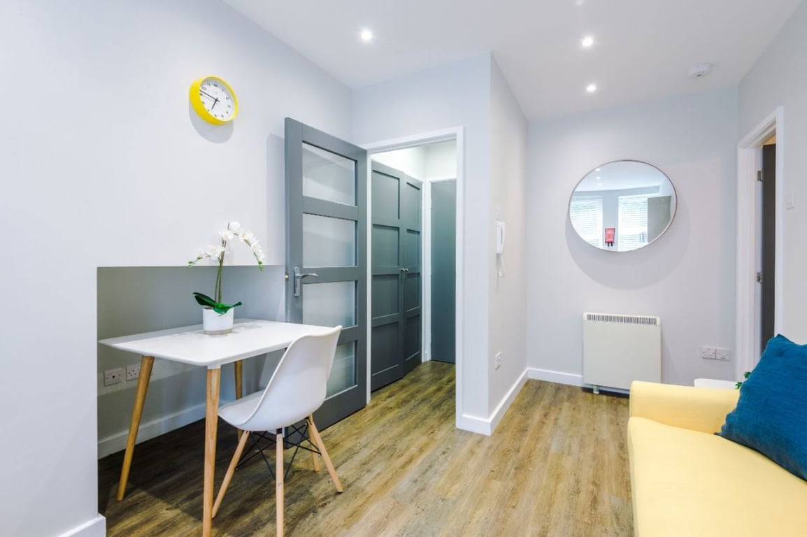 Flat 2, 44 Burdon Terrace