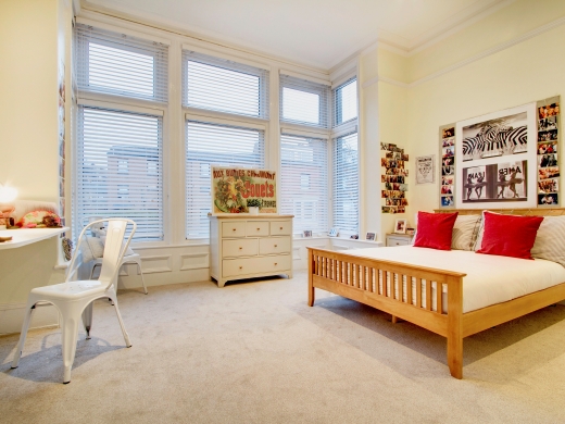135 Hyde Park Road