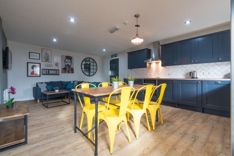 Flat 6, Byron Lofts
