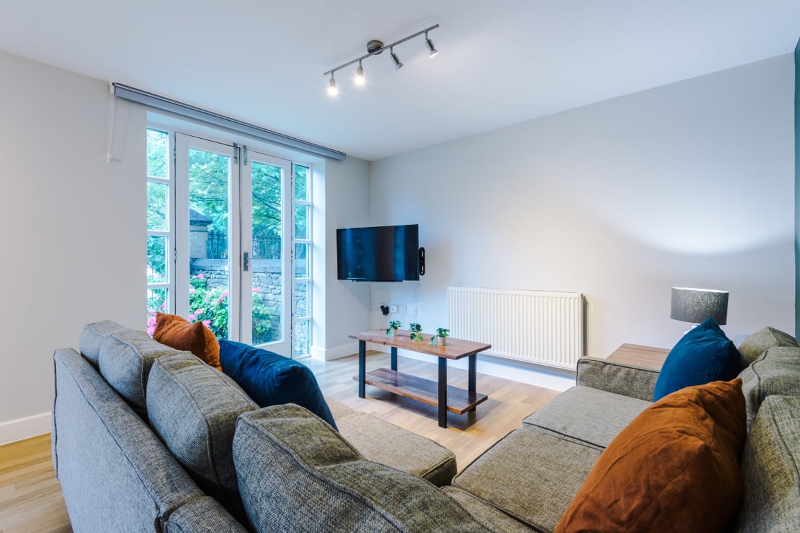 Flat 5 Shiners Yard, 123 Jesmond Road