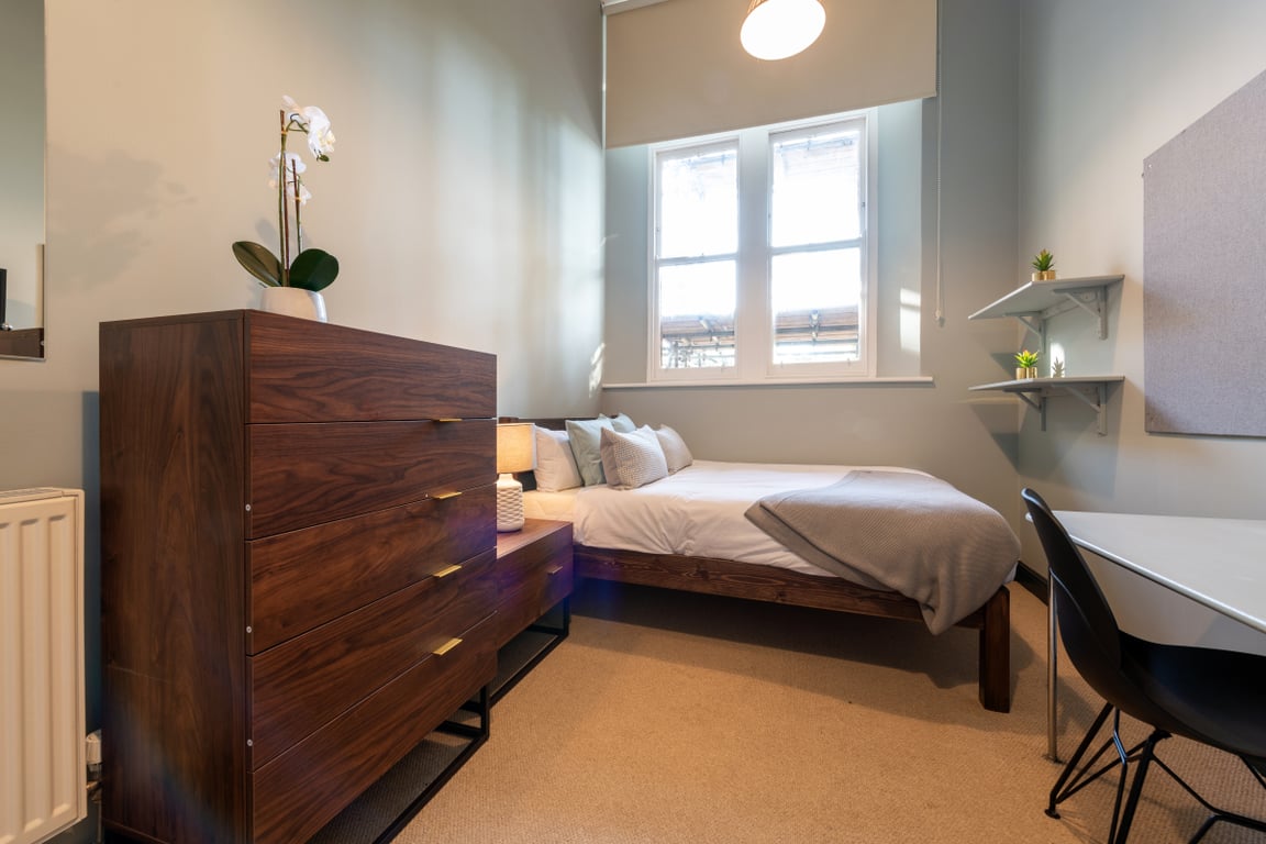Flat U Bishop Blackall School