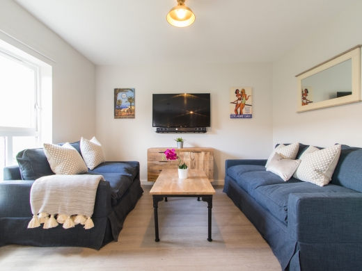 Flat 7, 7 Morrison Circus