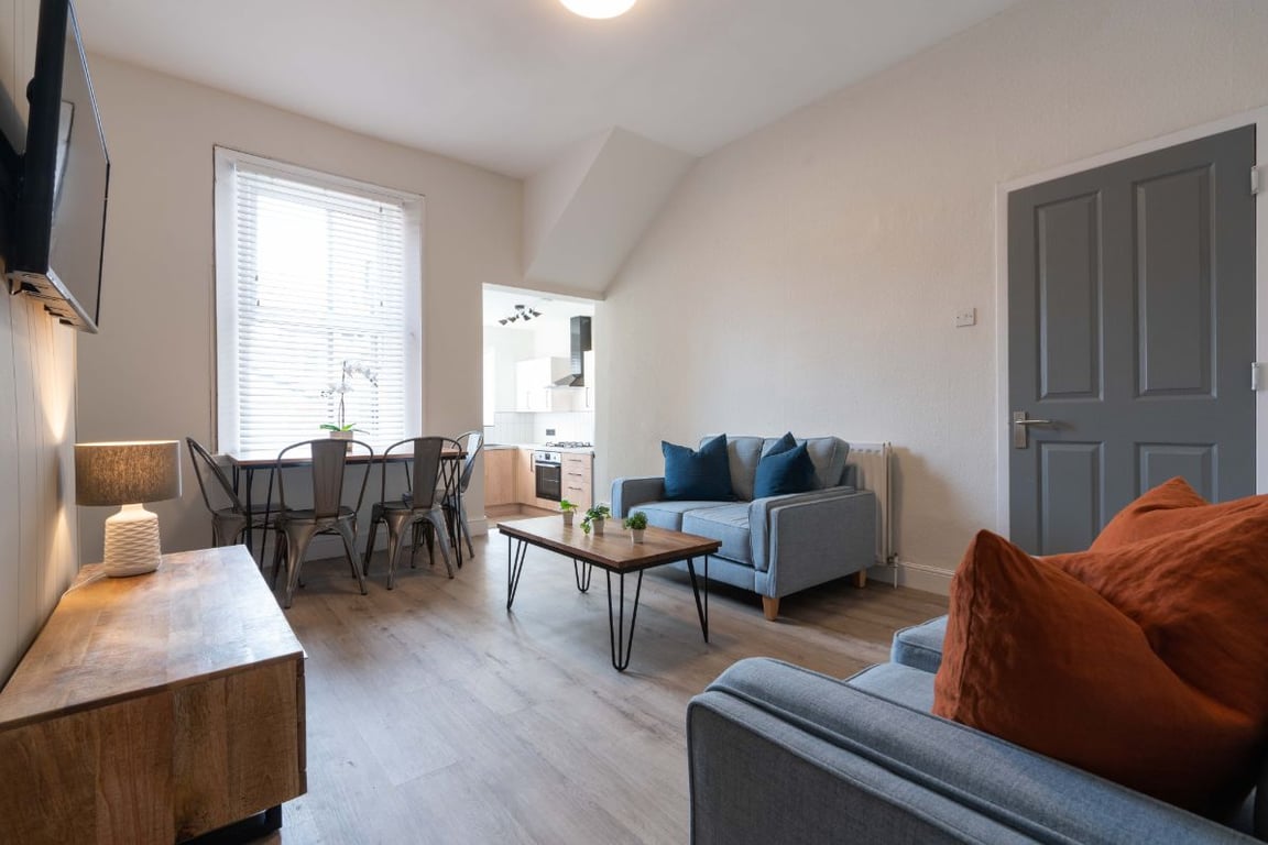 140 Chillingham Road