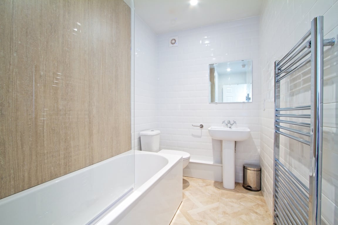 Flat 2, 28 Waterloo Road