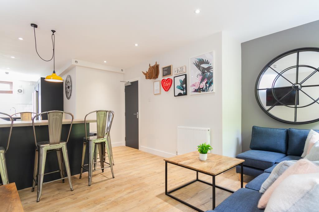 Flat 6, 42 Bankfield Road