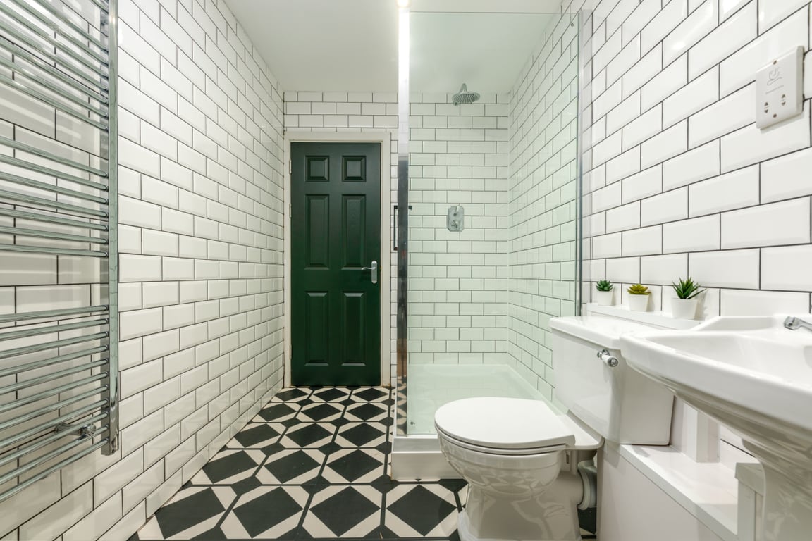 Flat 1, 124 Walter Road